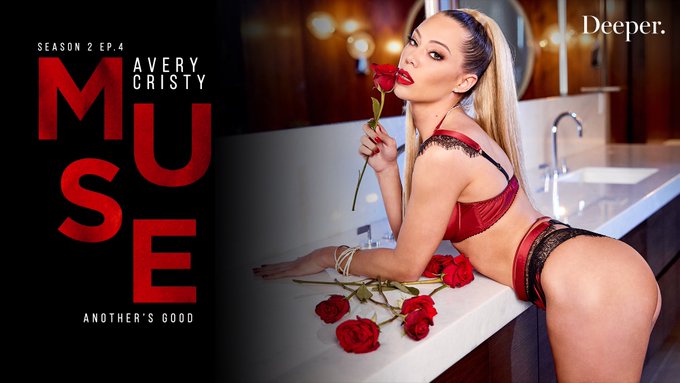 &ldquo;&hellip; but you wouldn&rsquo;t give me any trouble, would you?&rdquo;💋❤️  &ldquo;MUSE 2 Episode 4: Another's Good" starring<a href="/tag/newprofilepic"class="tags"><span>#newprofilepic</span></a>