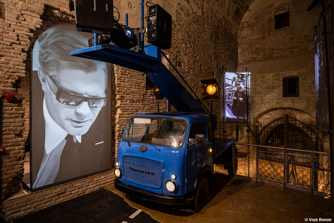 TurismoItaliaNw's tweet photo. VisitRimini: al Ttg 2021 presenta l’innovazione nel turismo con il Parco del mare e il nuovo Polo museale culturale
Leggi la notizia https://t.co/mFsX56h1ao
#Rimini #visitrimini #emiliaromagna #parcodelmare #polomuseale #TTG21 @visitriminidmc @turismoER @TtgExpo #turismo https://t.co/JRIHXes116