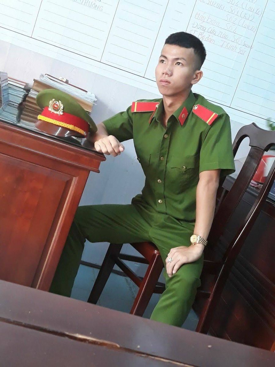 luudo010999's tweet photo. Xin review Top công an cần thơ https://t.co/RvixBwjzmi