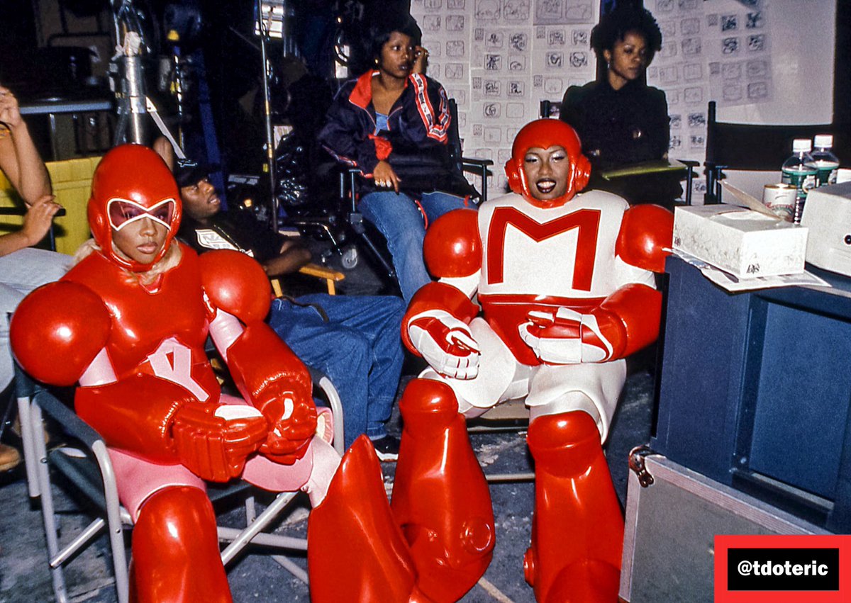 tdoteric's tweet photo. @MissyElliott & @LilKim
#1997
#ReadyPlayerOne
.
Photo © T. Eric Monroe @tdoteric
.
#RareandUnseenMoments #90sHiphop @hypewilliams #Hiphop #Originality #Culture #tdoteric #collector #art #photography #nyc #BeyondTdoteric #BroadenedExposure #LESARTTOUR
#NFT #NFTArt #NFTArtist https://t.co/pKA8i7kyfj