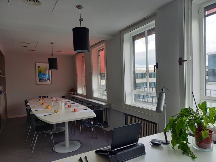 farminfin's tweet photo. Everything ready to welcome @farminfin  partners at @_CEJA_  office for the last project meeting! 🌱👨‍🔧

Fresh apples from our CEJA young farmers VP Doris Letina and a full agenda are waiting for you! 🍎⏰
.
.
.
#farminfin #EUprojects #innovativefinance #lastmeeting https://t.co/bXYG2SDVsS