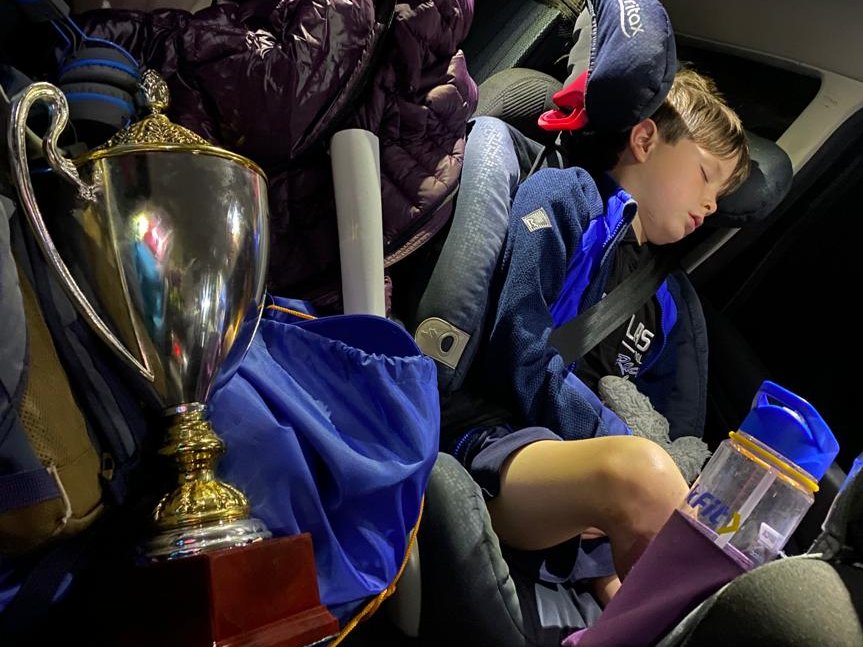 Fraser_Bowden's tweet photo. What a weekend! Awesome @btcc racing and the icing on the cake was meeting the lovely @DanielRowbottom who gave our youngest his Jack Sears trophy! What an incredible guy - made Alex's day @TeamDynamics you should be very proud, a brilliant ambassador for the sport - Thanks x https://t.co/ncJ66TPwab