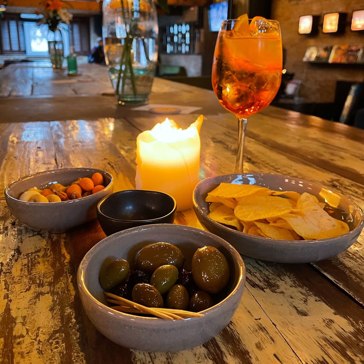 On Wednesdays, we enjoy aperitifs 🍷🇮🇹

We are delighted to have <a href="/dj_pierr/">Jean Pierre</a> back for another Spritz &amp; Crisps evening after popular demand 🤩

Join us this Wednesday, 13th October for a night of great music, snacks and drinks, in authentic Italian aperitif style 😍