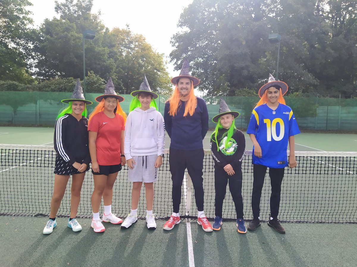 Fantastic red ball Halloween tournament yesterday!! 

#Halloween #TennisTournament #Whitton