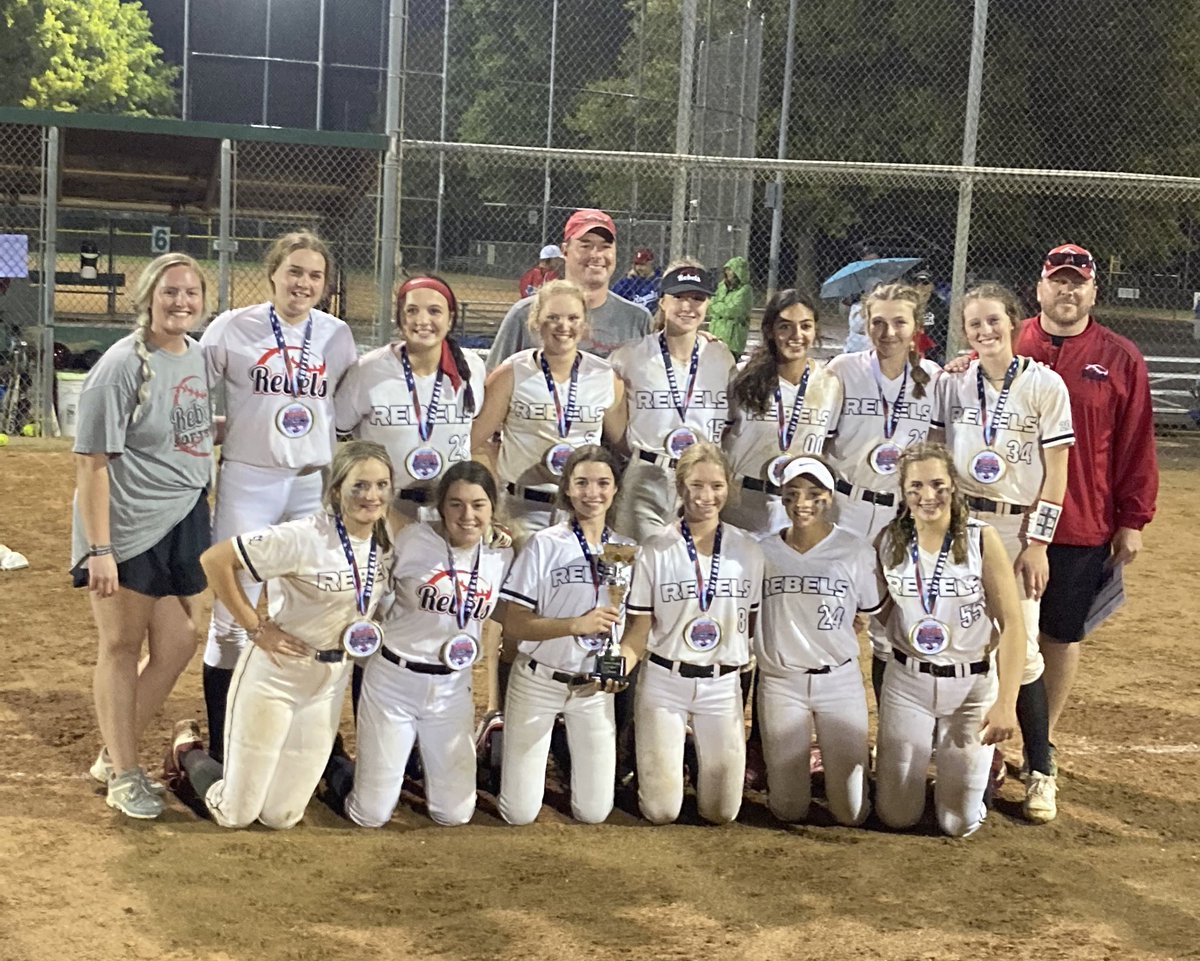 Played up this weekend in the HSA (16A/18A) division outscoring their opponents 48-3 and taking the ship! <a href="/USSSAFastpitch/">USSSA Fastpitch</a> <a href="/usssa/">USSSA</a> <a href="/LChamberlain44/">Lauren Gipson</a> #playusssa #Legends #legendsinthemaking