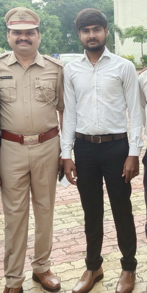 AjitPan28303604's tweet photo. Today for the second time I was awarded the Corona Warrior Certificate from "Road Safety Academy"  ( RSA ) for serving in Corona with Surat City Police and Traffic Police. https://t.co/QNwmQN5Hqe