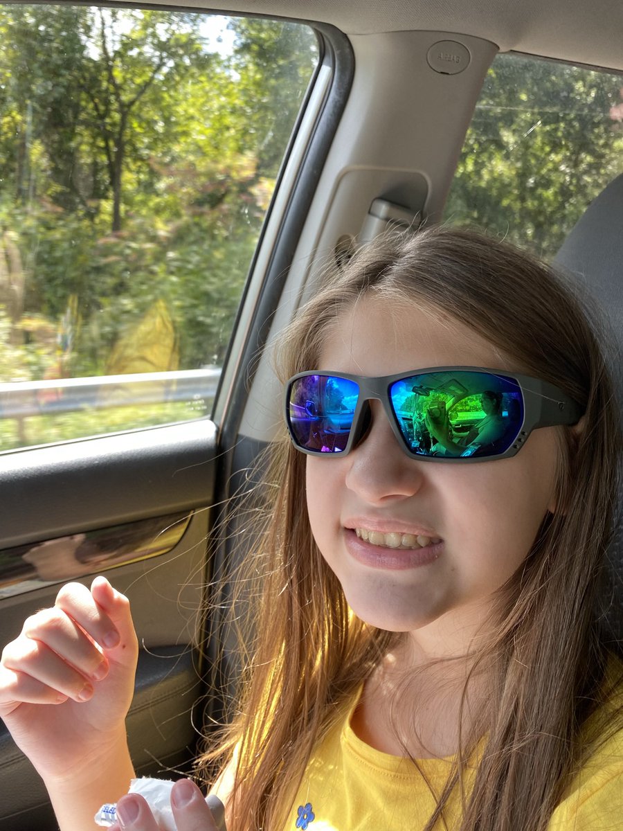 Mommy&Moo tweet media