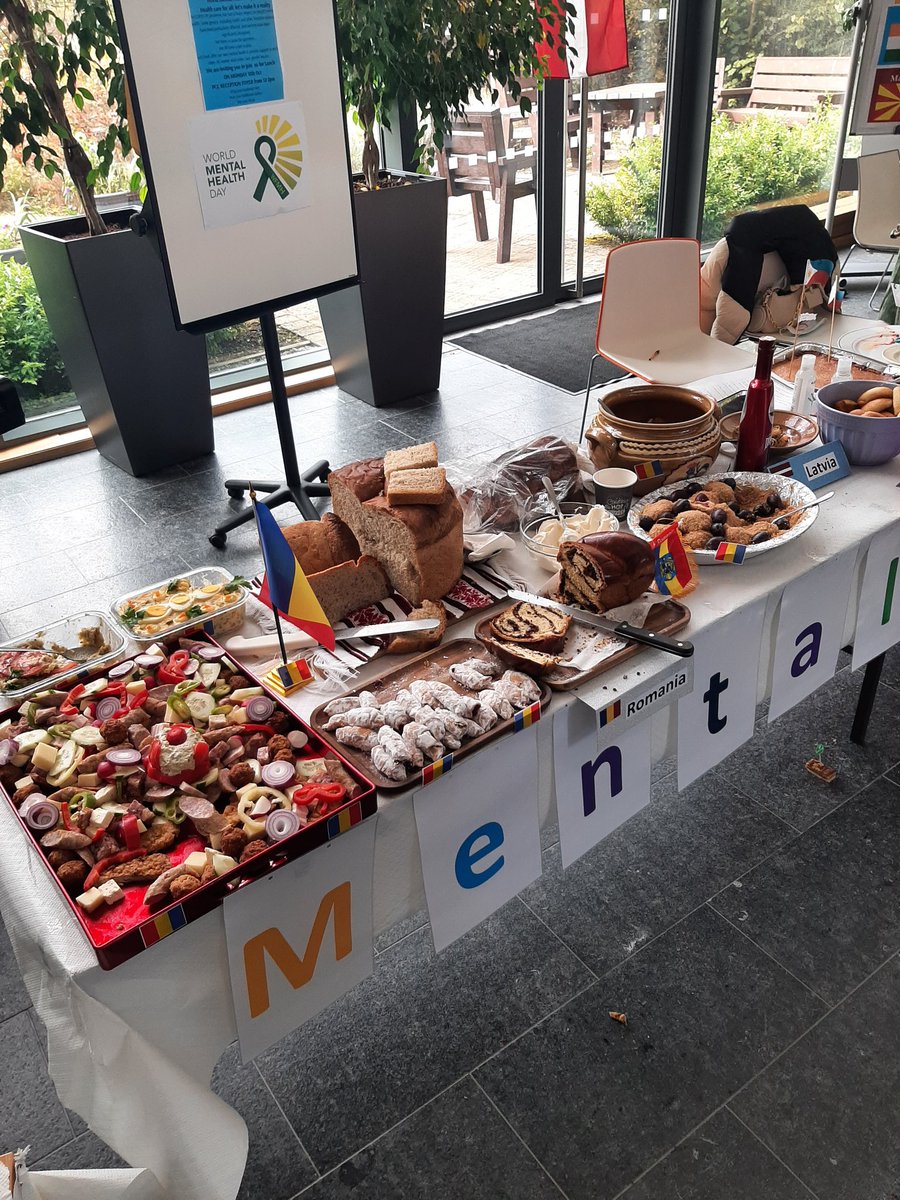 DNC_MHS's tweet photo. Well done to everyone involved  in events today to mark a very special #WorldMentalHealthDay here in DNC-MHS @ConnollyNursing #PCC #liaison @JoyJohn75 @RCNME_DN @NMPDDN @HSECHODNCC @DCUSNPCH #mentalhealth @SeeChangeIRL 
@AngrewLynch 
@GROW_Ireland https://t.co/H1GKr4GUPY