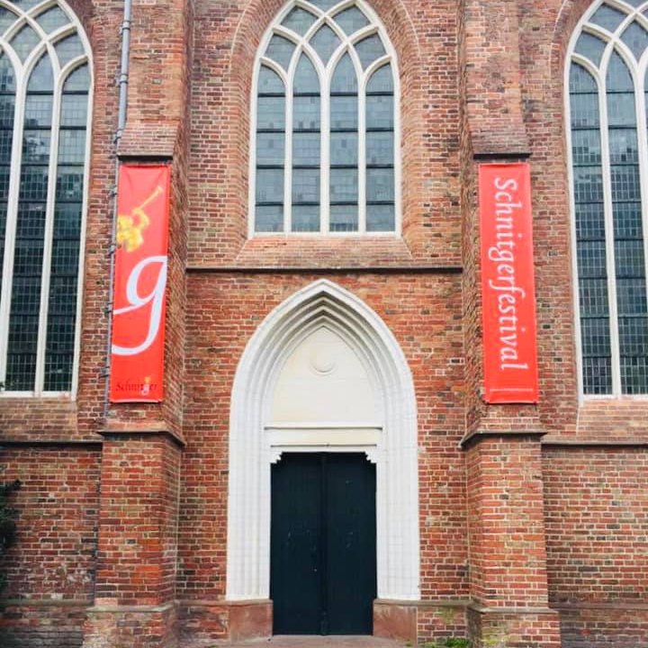 De banieren van het #schnitgerfestival hangen! Kom je ook naar een van de 13 evenementen? Eerste concert op do 14 okt met het Gesualdo Consort &amp; Matthias Havinga op het orgel😀 
🎫 schnitgerfestival.nl 
<a href="/Martinikerk/">Martin</a> <a href="/AvondmuziekG/">Avondmuziek Martinikerk Groningen</a> <a href="/visitgroningen/">Visit Groningen</a> <a href="/gezinsbode/">Groninger Gezinsbode</a> <a href="/UITloperGrunn/">Uitloper Groningen</a>