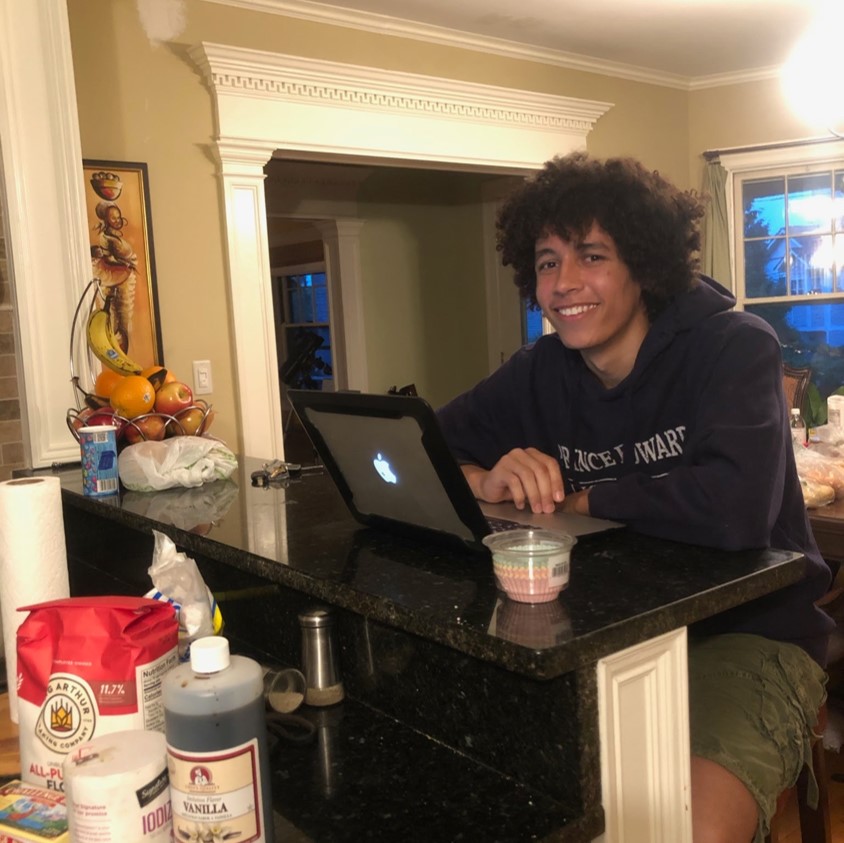 Congrats 2021 #INFISHInternship students Malia (@MarineBioMalia) &amp; Aaron (@a_macdonald__). They presented their summer research at the <a href="/ntaonline1925/">National Technical Association</a>’s conference, won 3rd &amp; 1st place: bit.ly/3lxaLem. About Malia &amp; Aaron, their research, more: bit.ly/3oQSScv.