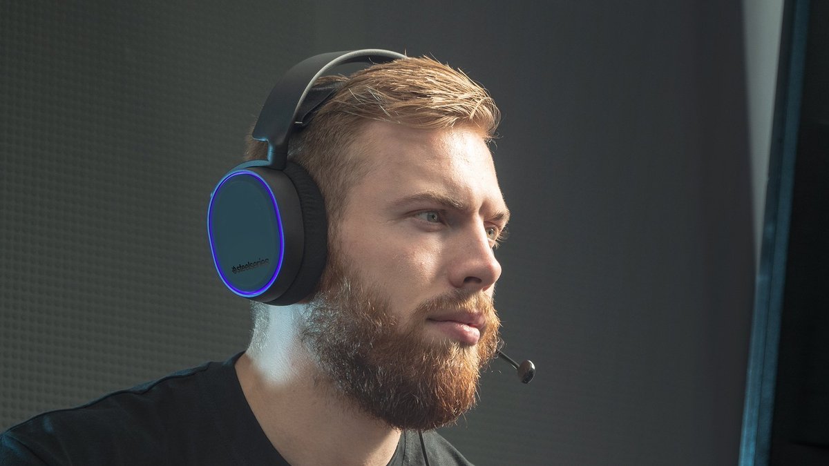 SteelSeriesFR's tweet photo. 🎧 La plupart des casques s'adaptent à tous les supports, mais c'est normal de vouloir du matériel 100% optimisé pour un seul support. Découvrez l'Arctis 5 conçu spécialement pour les joueurs PC !
🛒 https://t.co/48VTZx3Q8X
#SteelSeries #Arctis5 https://t.co/0xzRIE3DEw