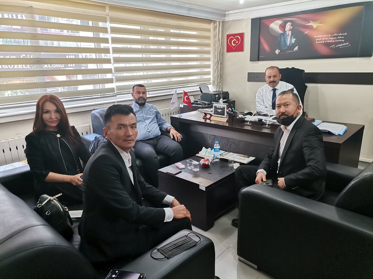 Atayurt Geleneksel Spor Oyunları ve El Sanatları Kulübü Derneği Başk. Kenan AYTAÇ,Kırgız Cumhuriyeti Salbuurun Fed.Türkiye temsilcisi Elza Ibraeva, Dünya Tay-kik Fed. Gen. Başk.Bülent İŞBİLİR ve Hasan ŞANLI ya ziyaretleri için teşekkürler.