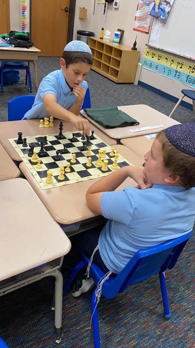 TorahDaySchool's tweet photo. Chess Club is a new addition to our after school activities based on parent requests. We are excited to partner with @RiceUniversity chess club to offer this opportunity! https://t.co/CsqBF1XqMq