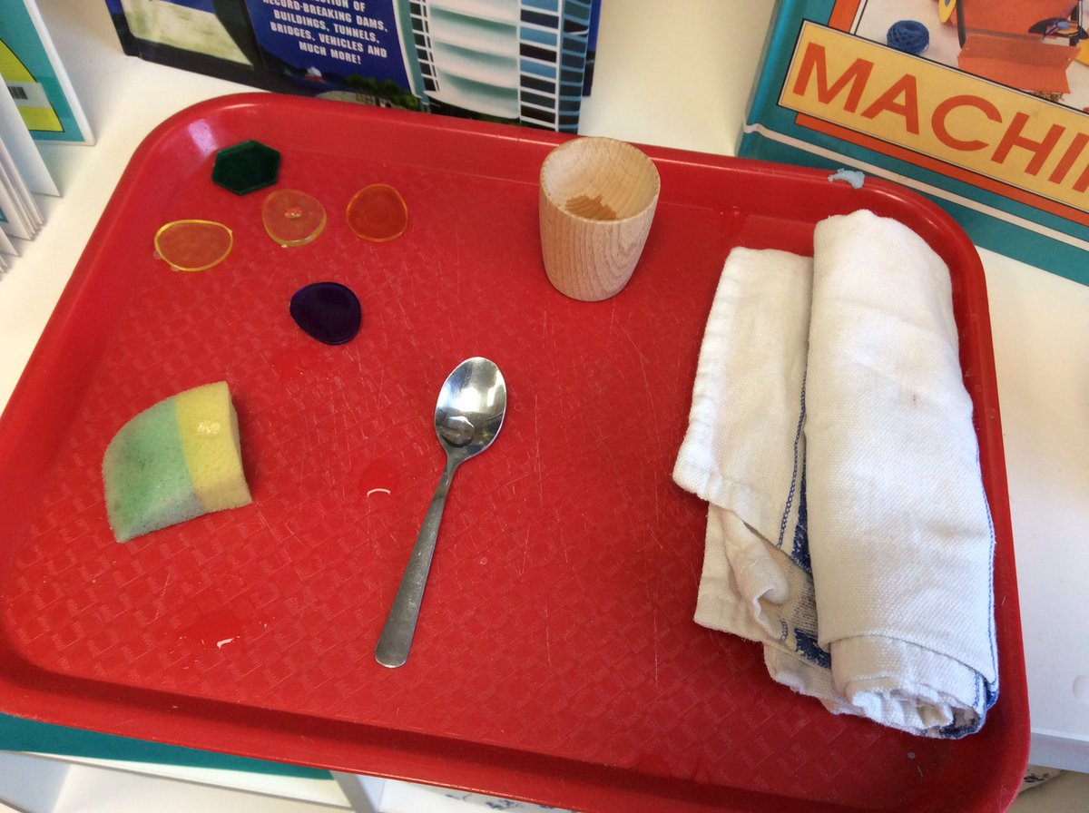 stlukesyr2's tweet photo. We have been investigating which materials are absorbent and which are waterproof today ☔️ https://t.co/uL7PRMyxp2