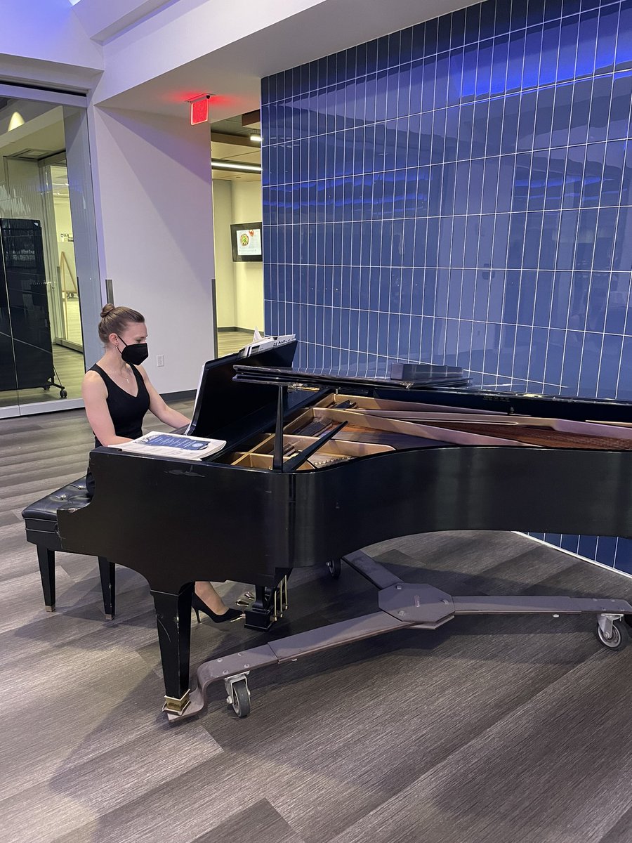 BVUMusic's tweet photo. The #BVUConcertChoir and #BVUJazz band both had fantastic performances at President @brianlenzmeier1’s inauguration last week! Dr. Braaksma provided jazz music during the reception!

#BeaversBuild #BuildDreamCreate #BVU #Jazz #Choir #Celebrations #Tradition #Legacy https://t.co/kXrOTBnc9f