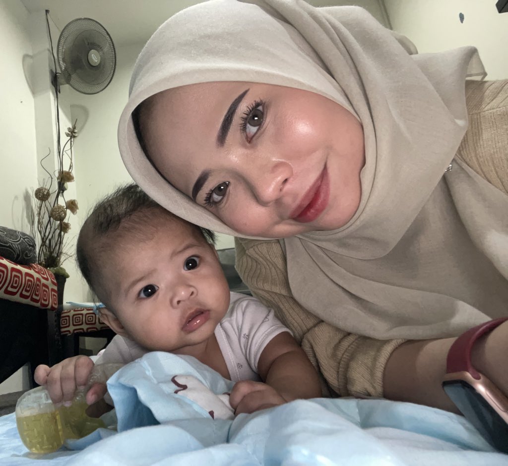 shzreenmd's tweet photo. Song joongki notice me, my daughter look like you 🤣 penangan #Vincenzo masa pregnant suka tengok muka vincenzo 😜 https://t.co/g0baNaRXFJ