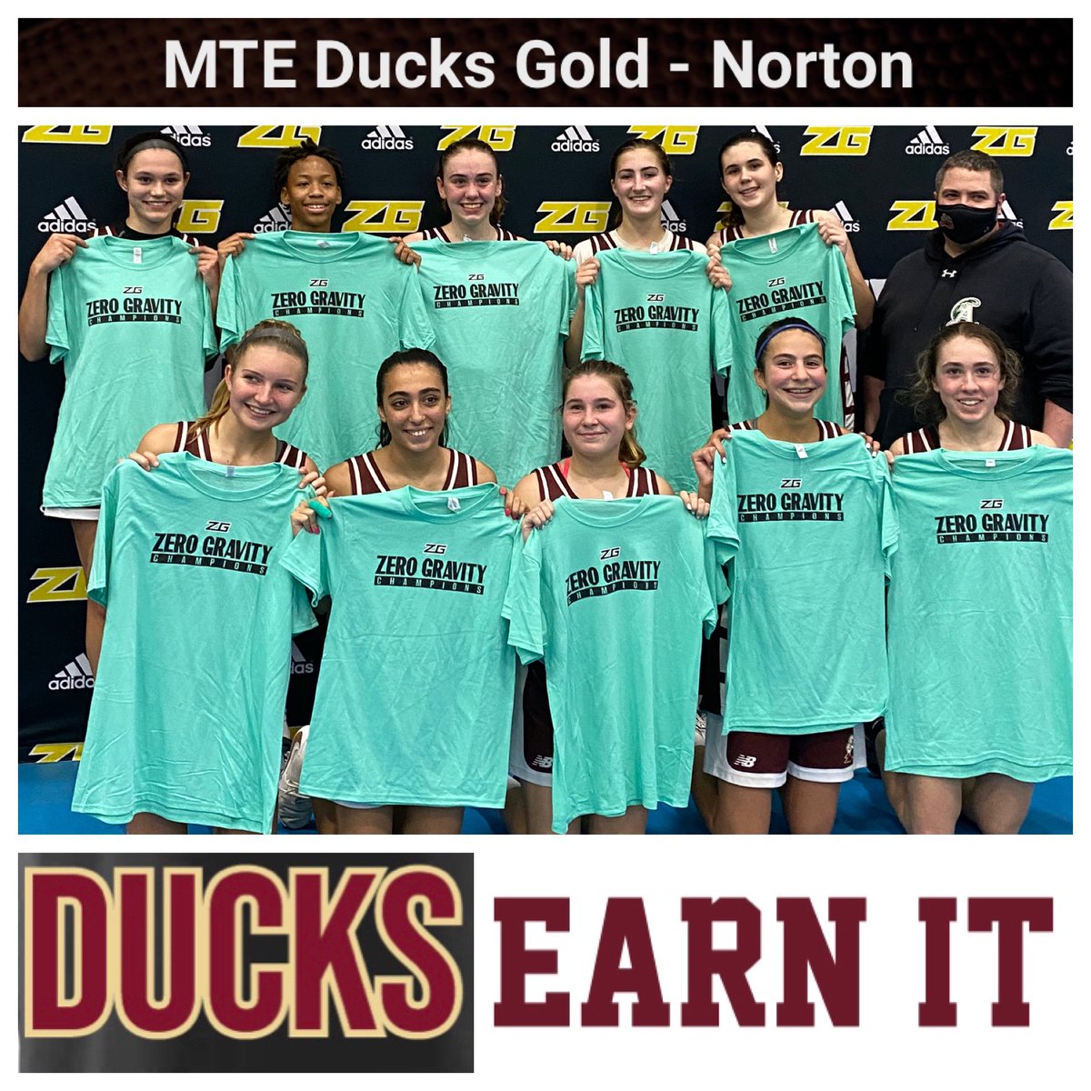MTEliteDucks's tweet photo. MTE Ducks Gold earn the championship @ZeroGravityBB Mass Madness w/ 4-0 weekend. Gold used phenomenal off ball movement, unselfish passing, excellent rebounding &amp; a true team first mentality to lead to the undefeated weekend! #MTEDFamily #MakeTheExtraPass #SpaceTheFloor #WeOverMe https://t.co/sxMQ7XGFkS