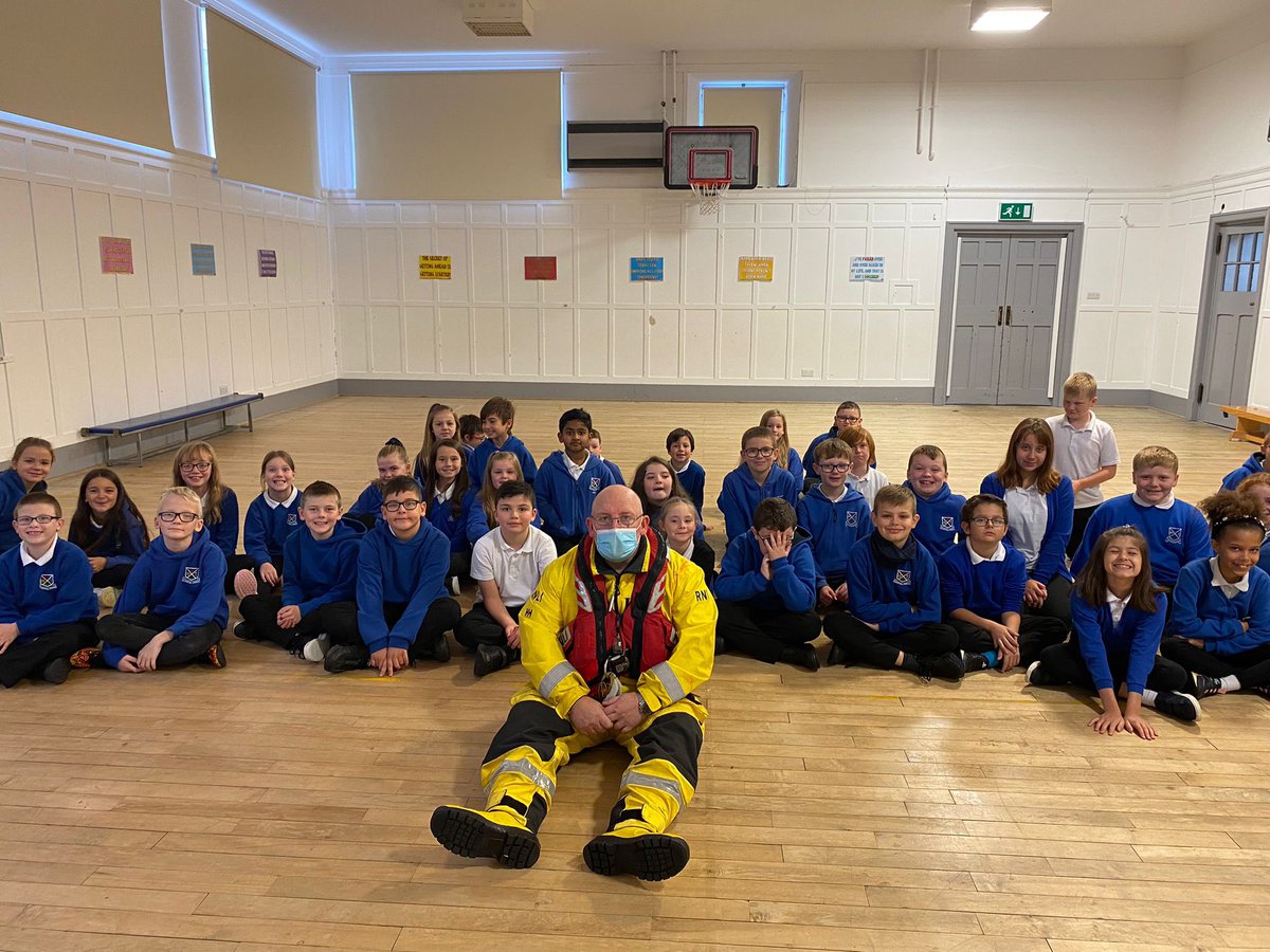 StAndrewsFraser's tweet photo. P5R and P5/6O learned a lot about Fraserburgh Lifeboat when Coxswain Victor Sutherland came to visit! https://t.co/N7MhBVCg5f