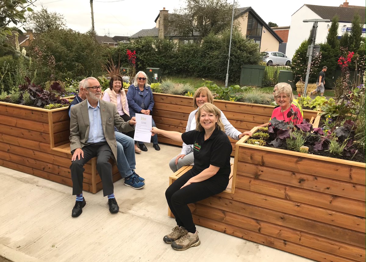Our latest The Friendly Bench in #Burbage #Leicestershire was supported by a <a href="/LeicsCountyHall/">Leicestershire CC</a>  Shire Grant. Could this grant help bring #TheFriendlyBench to your #Leics community? Round 2 of funding is now open, here's more info leicestershirecommunities.org.uk/grants/shire-c…