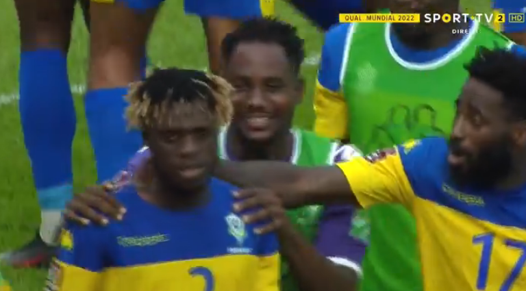 foet247Africa's tweet photo. Gabon 2 Angola 0. Moussounda #GABANG #WCQ2022 https://t.co/IbDyJV5vbO