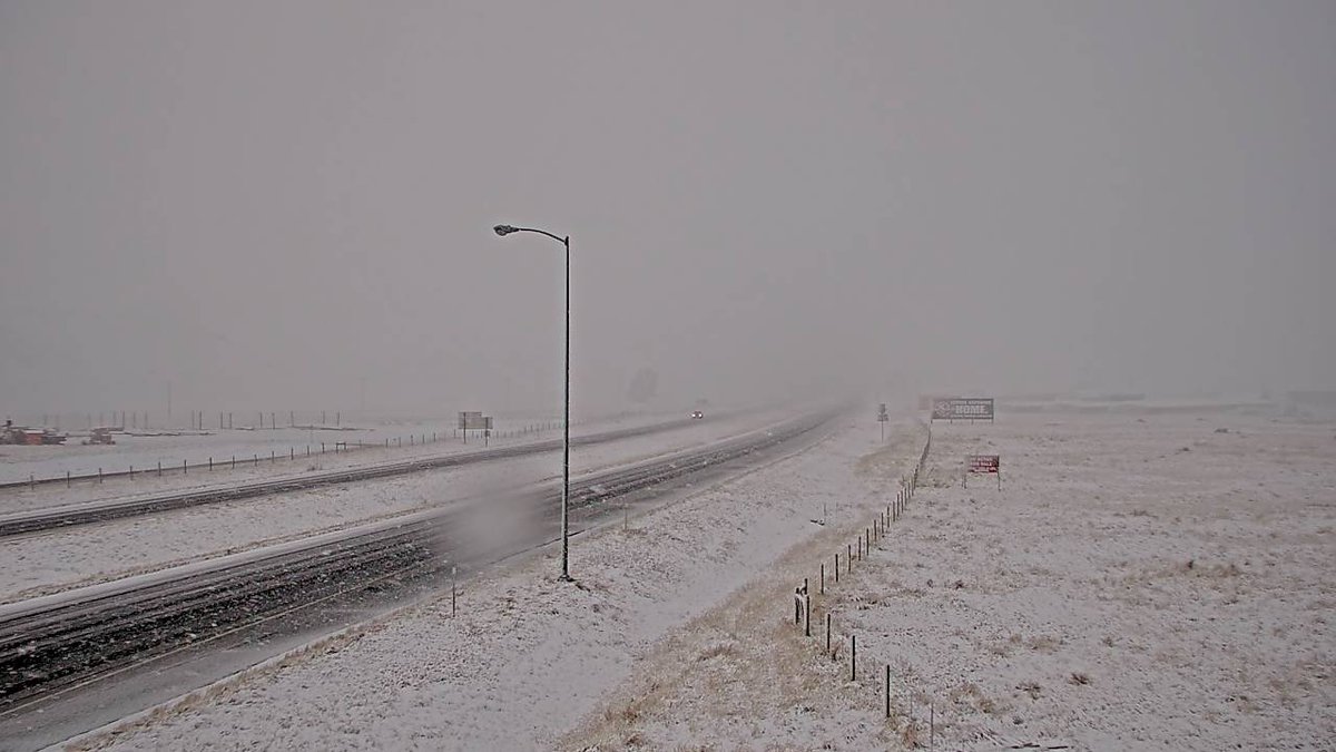 If you had heavy snow in Livingston on October 11 on your BINGO card you are a winner!! #mtwx #wywx