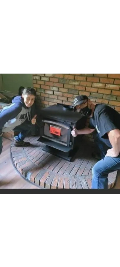 TransportMikus's tweet photo. Woodstove deliveries are hard and heavy, there is no doubt about that! But when our customers go the extra mile and make it as easy for us as possible by clearing a nice easy path to and from the house.. We can't be more thankful! https://t.co/cddPmHH7Xg
