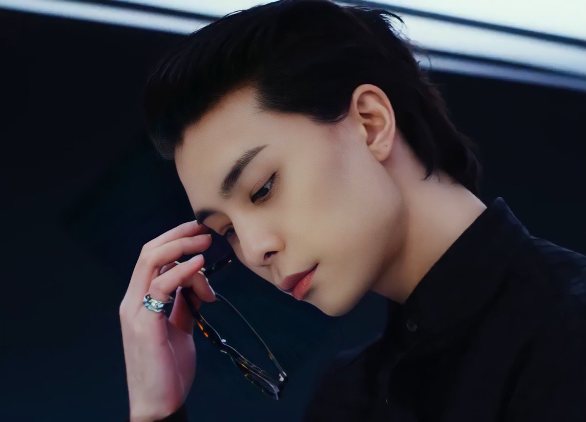 SuhLooks's tweet photo. #쟈니 #JOHNNY #NCT127 #NCT https://t.co/LcjHstGAaJ
