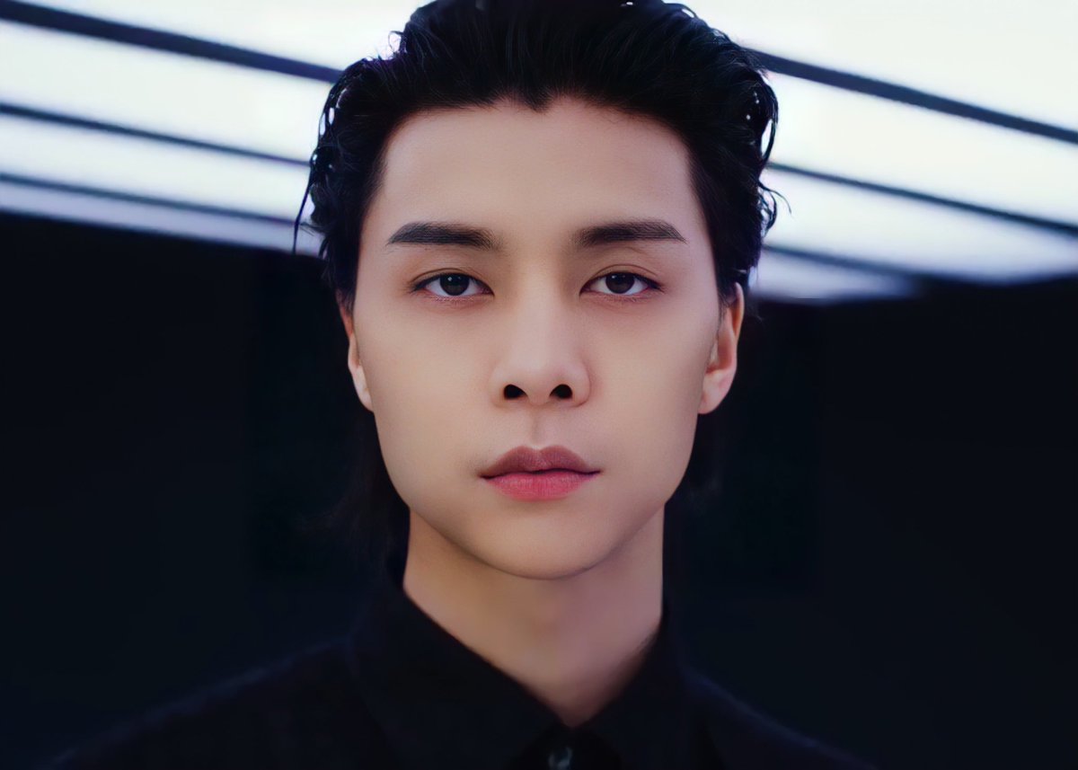 SuhLooks's tweet photo. #쟈니 #JOHNNY #NCT127 #NCT https://t.co/LcjHstGAaJ