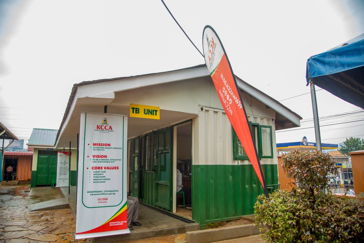 Today, the @KCCAED
@dorothykisaka  visited the refurbished Tuberculosis clinic  in Kisenyi Health Center IV. 
bit.ly/3oQAe4l 
#KCCAatWork
#ForABetterCity