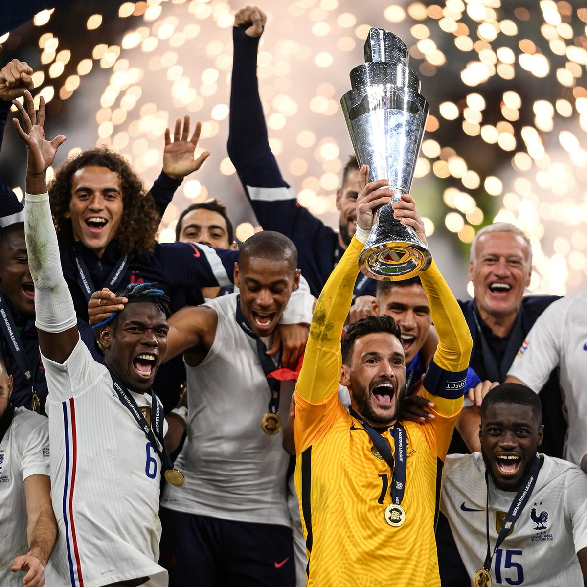 MatteoGuendouzi's tweet photo. Premier trophée en bleu 🏆🔵 @equipedefrance  🇫🇷 https://t.co/ZpjUoKbXR6