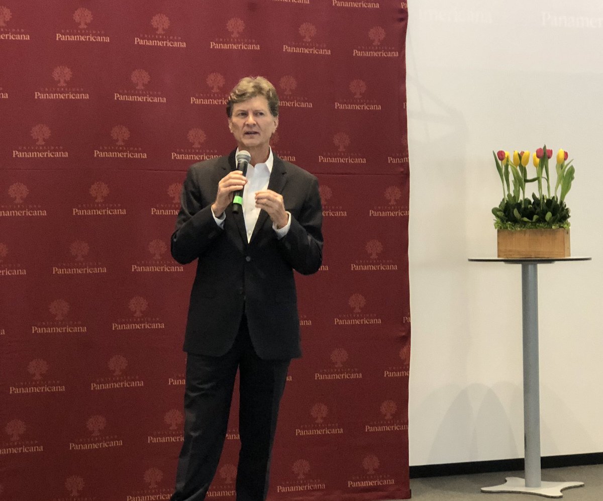 PanchoGamboa's tweet photo. En el Posgrado de la Escuela de @GobEcoUP nos sumamos a la bienvenida que da nuestro Rector de la @UPMexico @santiagogarcia0 al Dr. @edelamadrid #Bienvenido #CdUp https://t.co/HQ1cTg0Kli