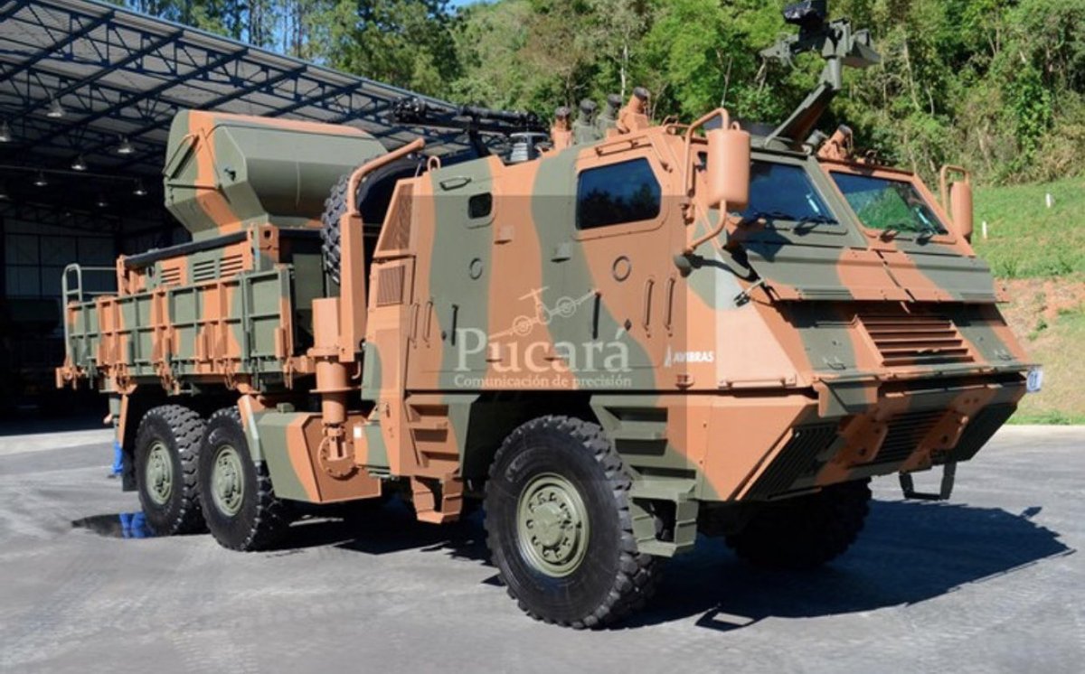 PucaraDefensa's tweet photo. Camino al #AFV local.
#cascabel #ee9 #urutu #tamse #tam #vae #vape @Avibrasil @ivecobrasil #guarani #vbr #vbtp #astrosII #avvbl #vbmt @exercitooficial @Ejercito_Arg #dgim #ifv #hunterarmor #avibras
https://t.co/xtGBb352qX https://t.co/pY3TTm03mF