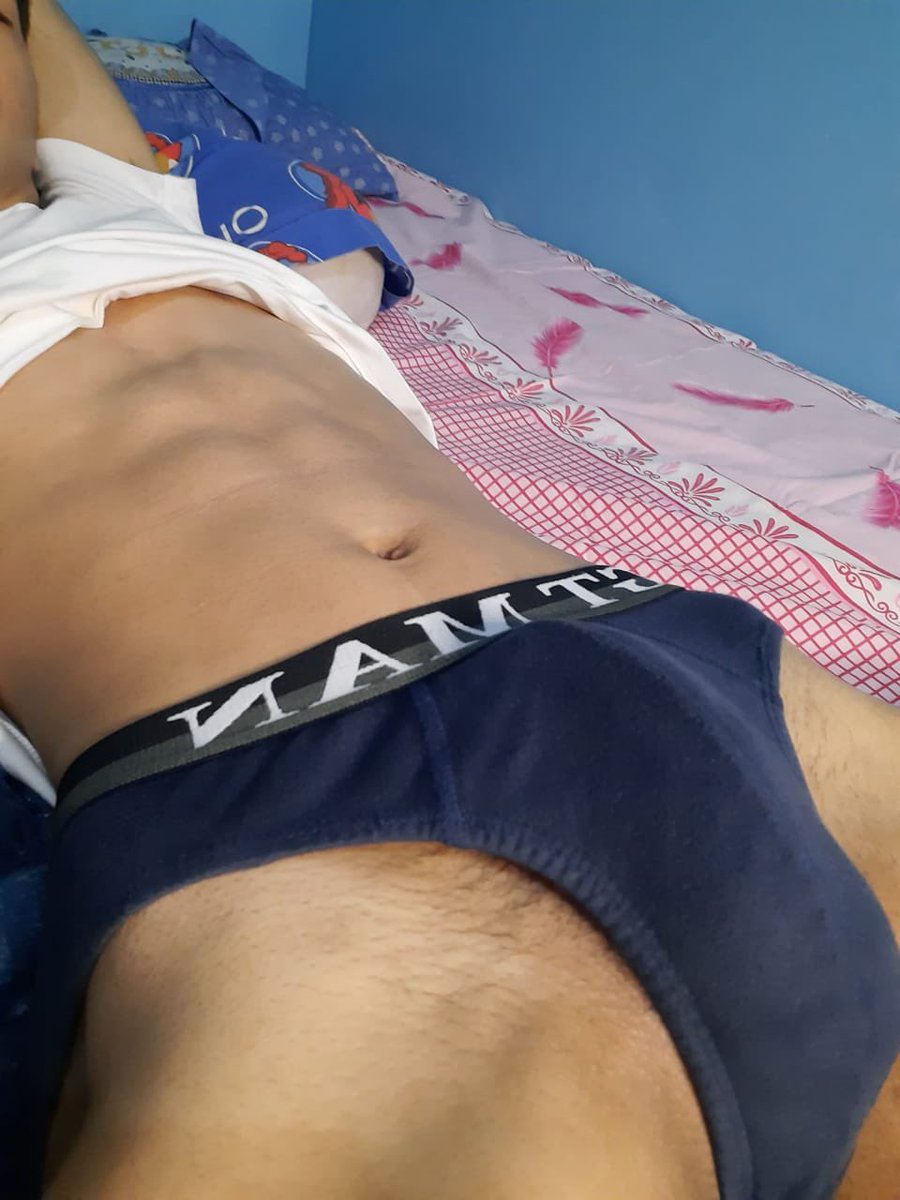 Aymansadi2's tweet photo. ~ আয় 
 ~ দুজনে মিলে 
 ~ পোন্দা পোন্দির গল্প কই,,, 🥴🖕 https://t.co/eLX3ktA6uW