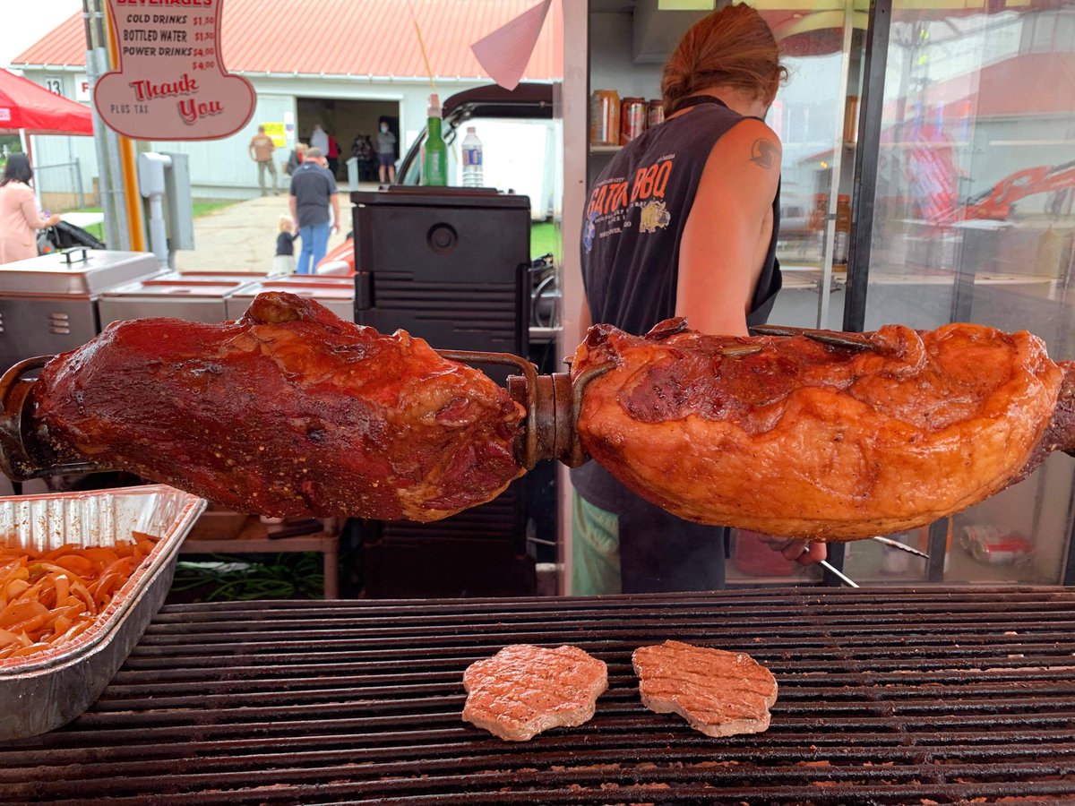 GatorBBQ tweet media