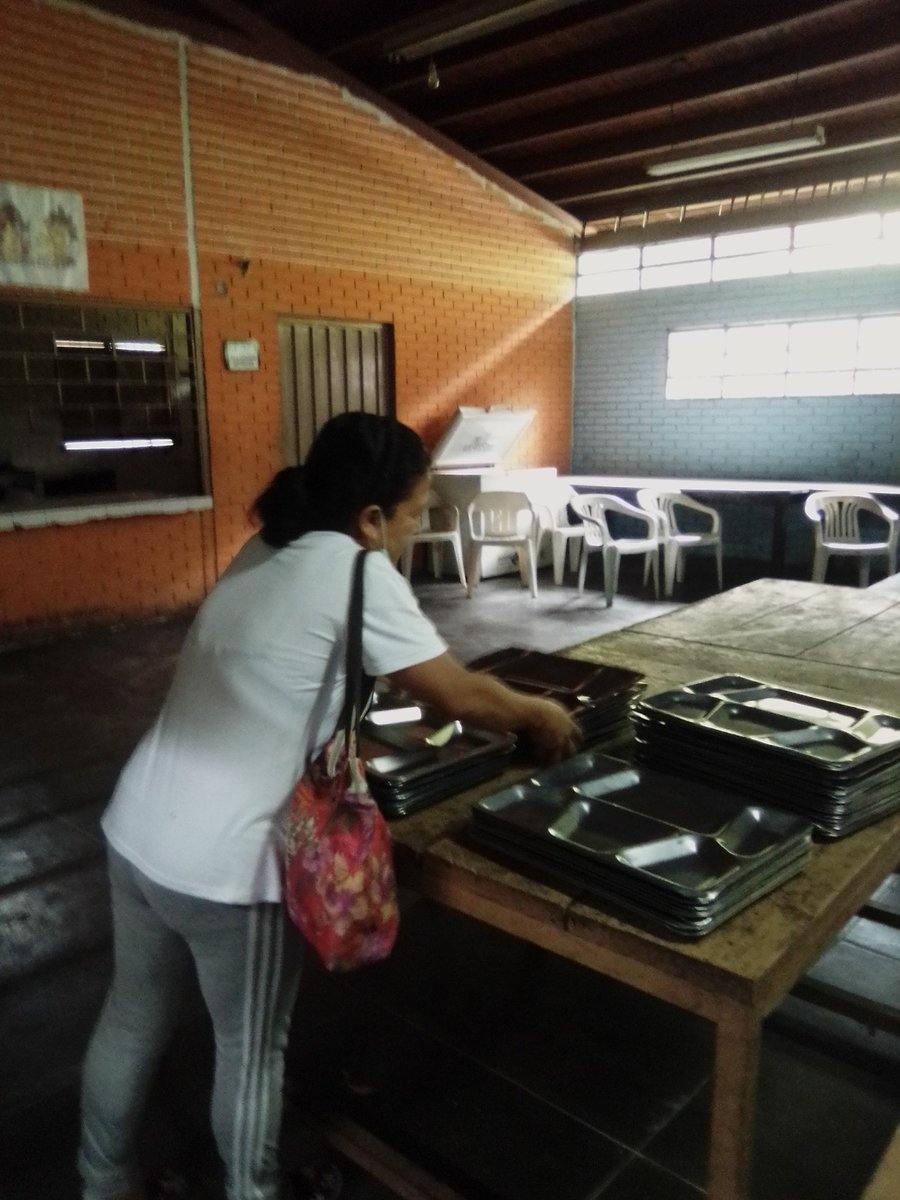 Devolución de menaje a la <a href="/uerau/">UEDr. RAFAEL ANTONIO</a>