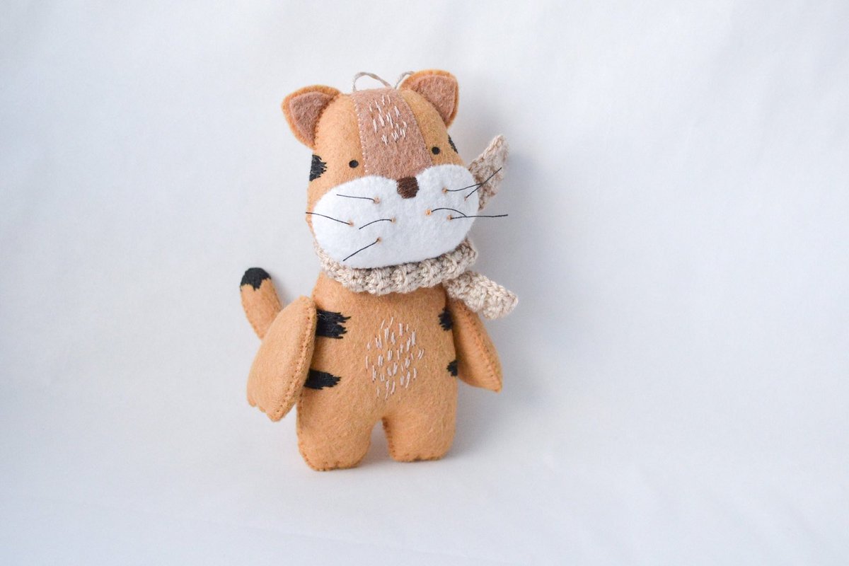 Hi!
The my #etsyshop
Felt Ornament Tiger. Felt Christmas Ornament. Baby Nursery Decor. 

#newyears #christmasornaments #feltornament #felttiger #newbabyornament #myfirstchristmas #teacherornament #treeornament 

etsy.me/3mMgs7x