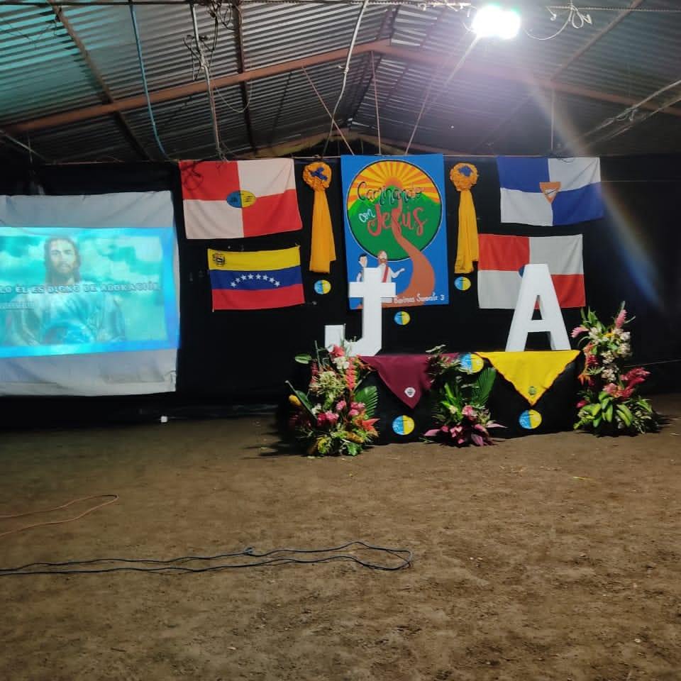 avlloccidental's tweet photo. 🏕 El Departamento Juvenil de la Asociación Venezolana de los Llanos Occidentales realizó en Socopó, Distrito Barinas Suroeste lll, el 1er Campestre distrital "Caminando con Jesús"
https://t.co/8s6vfCY8yT
#campestre 
#adventistasuvoc
#adventistasavlloc
#adventistasdia
#Venezuela https://t.co/tBN0WmfWTk