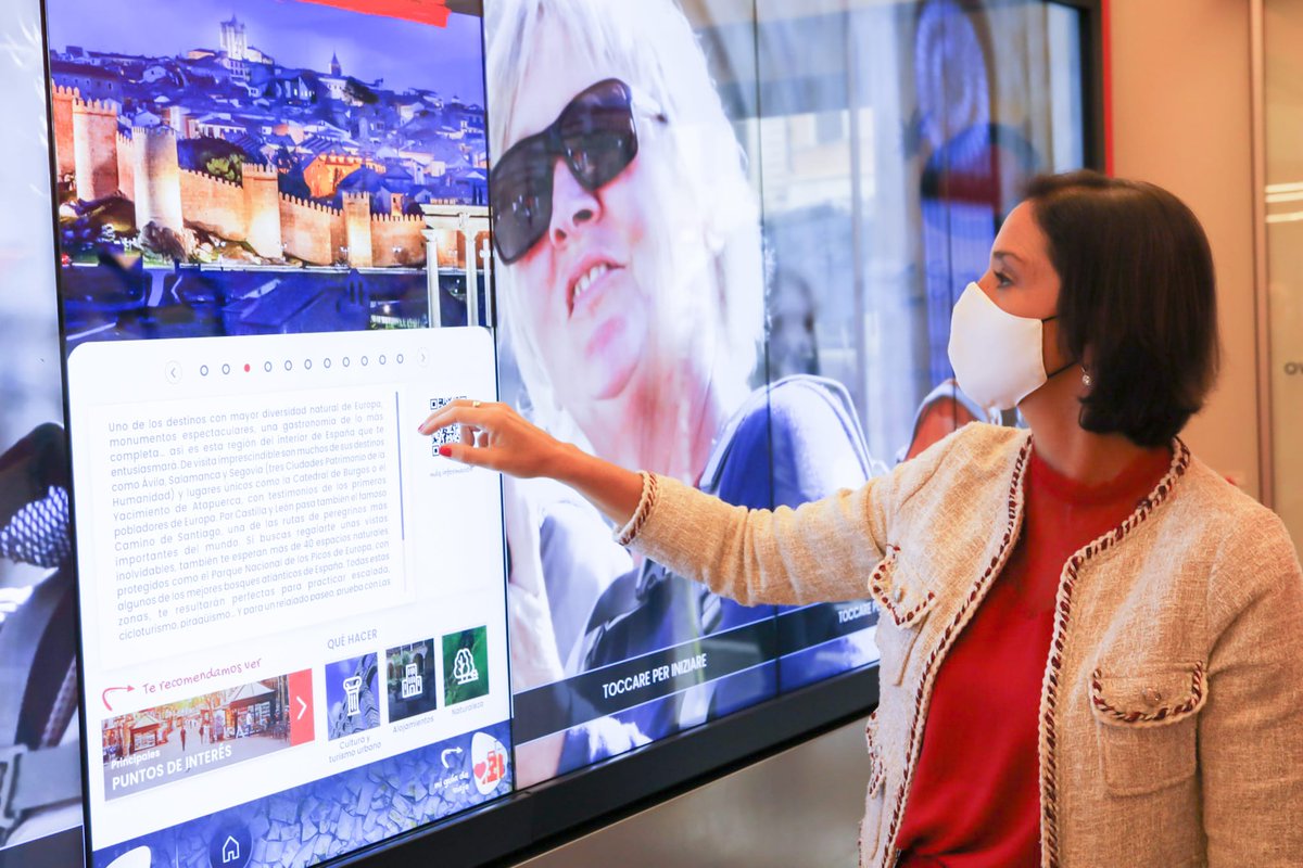 SpagnaInItalia's tweet photo. Oggi la Ministra del Turismo di #Spagna @MarotoReyes ha inaugurato a #Roma il primo Centro Multimediale Interattivo di @Turespana_,parte della strategia di #digitalizzazione del turismo.

Presenti all'evento il DG Miguel Sanz Castedo e il direttore di Roma @JorgeRubioNavar. https://t.co/8XTeDUnvfS