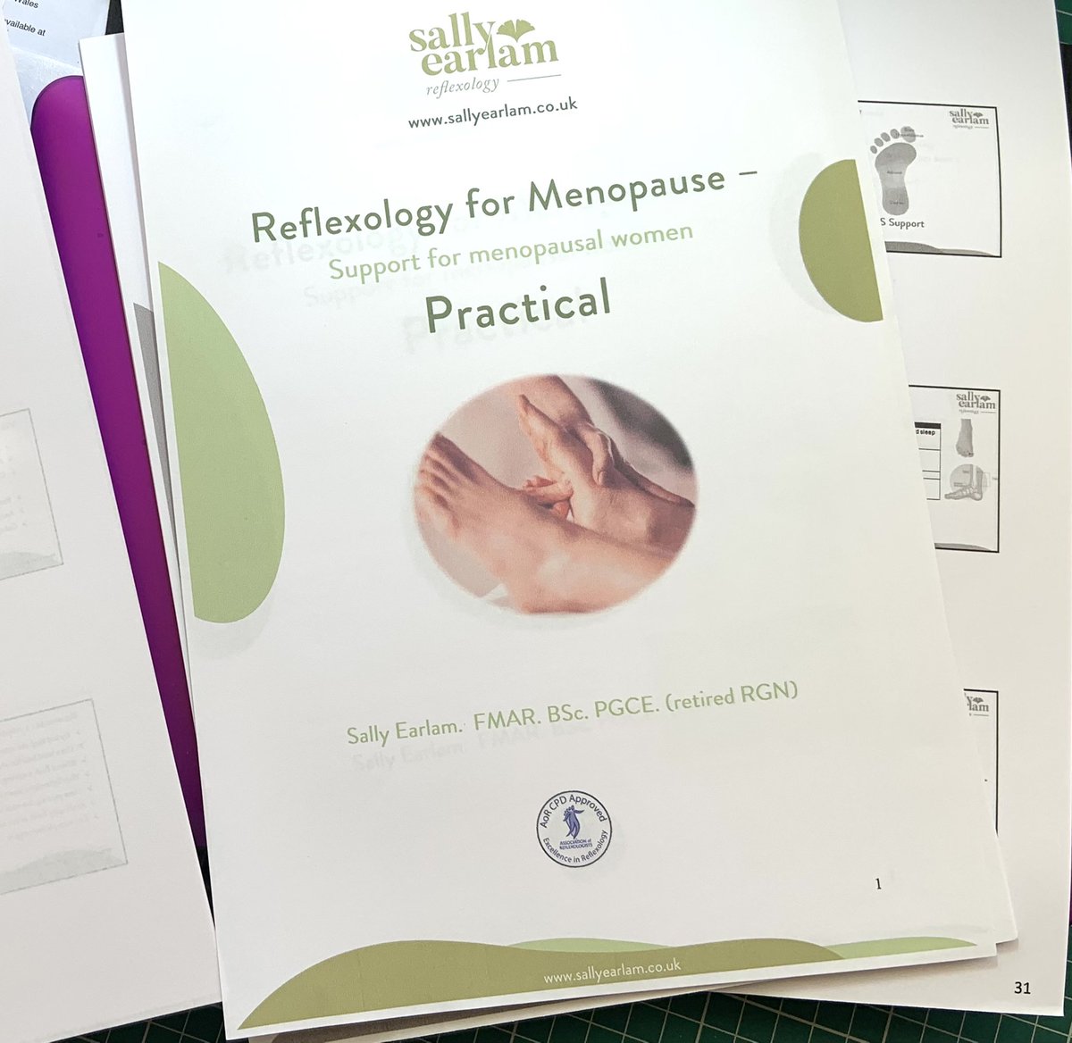 derryn_morton's tweet photo. Thoroughly enjoying working on this course thanks to Sally Earlam 😊.
Fantastic trainer, excellent theory and course content.
Cant’ wait to get these reflexology points into action!
#reflexologyformenopause
#reflexologybenefitsbodyandsoul
#harmony
#healing
💖 https://t.co/Xrul4wvSNE
