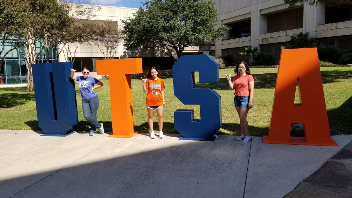 UTSA's tweet photo. ICYMI: This weekend, we welcomed thousands of prospective Roadrunners and their families at UTSA Day.

Can’t wait to have them join us! 🤙🏽

#UTSA #UTSADay @UTSAFutureRR https://t.co/RZWmbOXhYZ