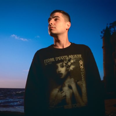 arca4real's tweet photo. #NewProfilePic #FeelinGood 🙌🏽 https://t.co/fyM2VlOvI0