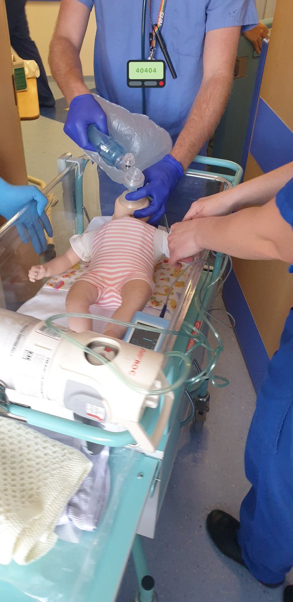 drtimmason's tweet photo. We simulated a scenario of a collapsed day 2 👶 in our transitional care room @ndht 

Unusual for anything to happen in there (usually) but it makes it all the more important we train like this!

The team discussed scoop and run to scbu vs resus where you are!
Great teamwork!👏 https://t.co/a4XOVxBRRR