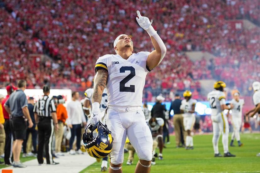 #2⃣BeSavage tweet media