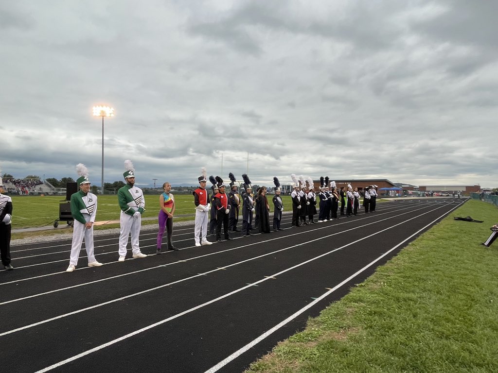 BlueStreakBands's tweet image. Enjoy some shots from our #SVMI Preliminary Awards ceremony sponsored by Dr. Andrew Seefried of Rockingham Eye Physicians!