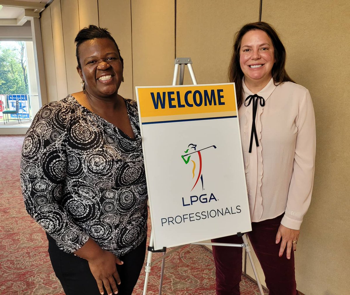 AshauntaGolfPro's tweet photo. Pleasure to meet &amp; give the introduction of a fellow #southcarolinanative and #scgamecocks as the Keynote for the @LPGA_Pros National Summit, @Machenlynn 🌟 She's known as the #jerrymaquire of country music. The shoes! 💃🏾

#GolfRoadWarrior #lpganationalsummit #LPGAProfessionals https://t.co/8P9uR3p5Rw