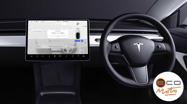 EcoMotoUK's tweet photo. The Tesla Model 3 features a heated steering wheel, 15-inch screen and all of the controls you need right at your fingertips. Drive in luxury! 🔌⚡
#Ecomoto #tesla #model3 #ev #electricvehicles https://t.co/KYHRfHKFvr