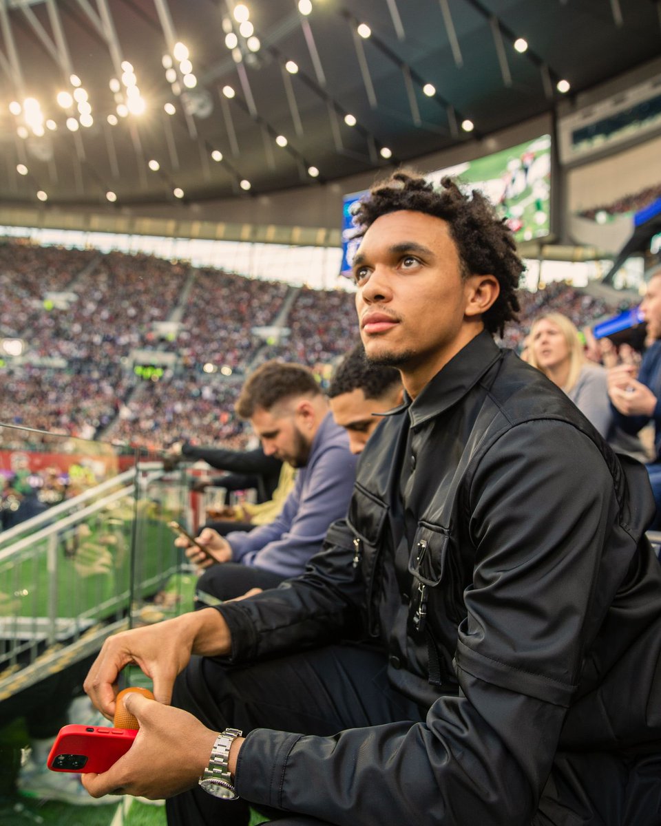 Trent Alexander-Arnold tweet media