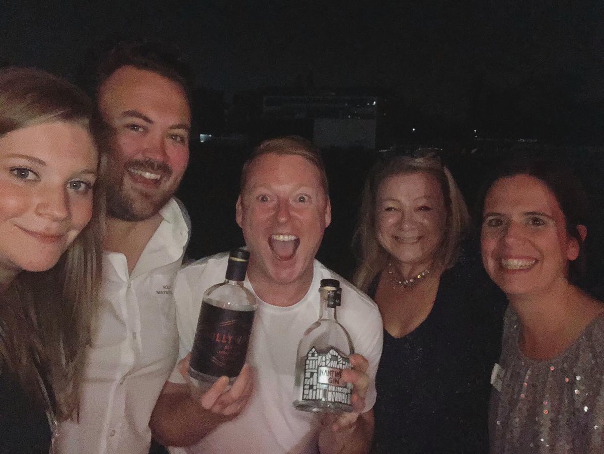 CheshBotanicals's tweet photo. Fantastic night on Saturday celebrating the first birthday of Sip &amp; Share. 🍸 #SipFest2021
@SipandShareUK 
Fantastic to meet so many of you!

Read more about our evening at SipFest’21 here: https://t.co/uPwuuluws6

Join the S&amp;S family: https://t.co/GQe2qKY3tG https://t.co/MLIfQngJ8C