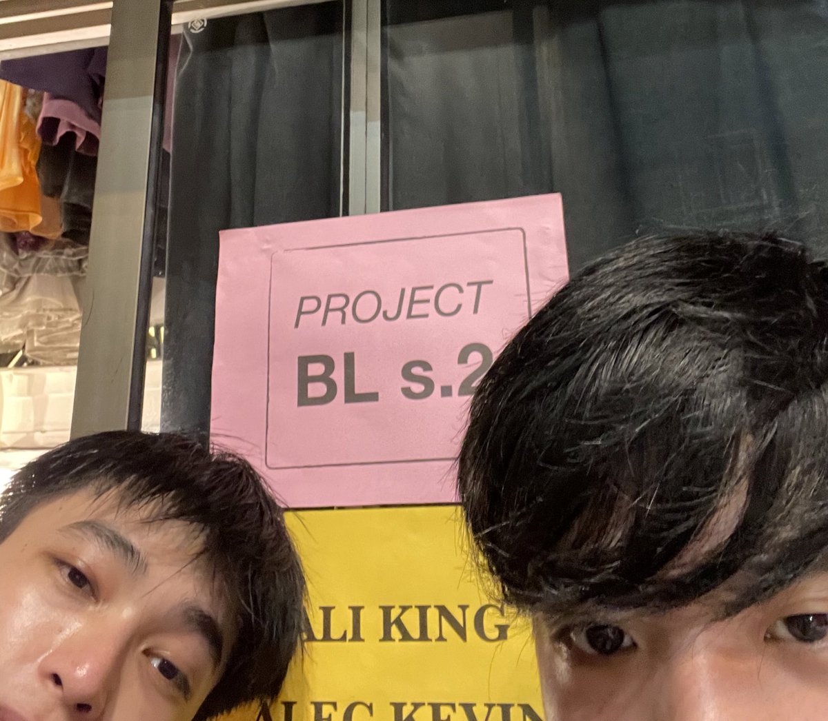 boyslove_france's tweet photo. [INFO] Le tournage de la saison 2 de #BoysLockdown a débuté~! 🔐💕

❤ Ali King × Alec Kevin

💡 Il s'agit à la fois d'une suite mais aussi d'une nouvelle histoire centrée sur les acteurs...?!

📆 Pas de date

#BoysLockdownS2 #pinoyBL #pinoyBLseries #BLseries #boyslove https://t.co/zwFF5ggx4J