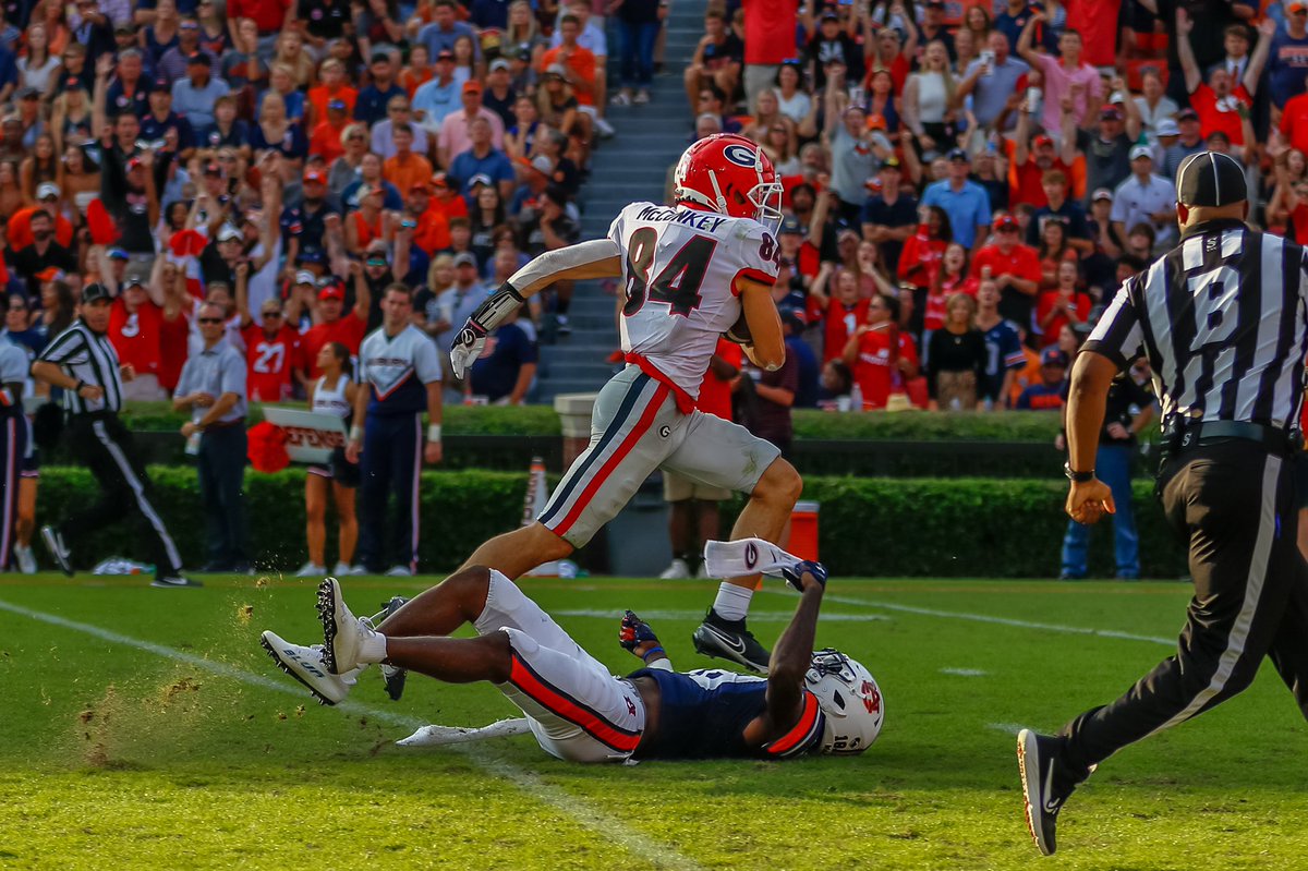PeachsInGa's tweet photo. @GeorgiaFootball @BassinDawg @SEC @laddmcconkey02 Would have been funny if they used this photo of him trucking over DRob!🤣 https://t.co/vjZztiRKMA